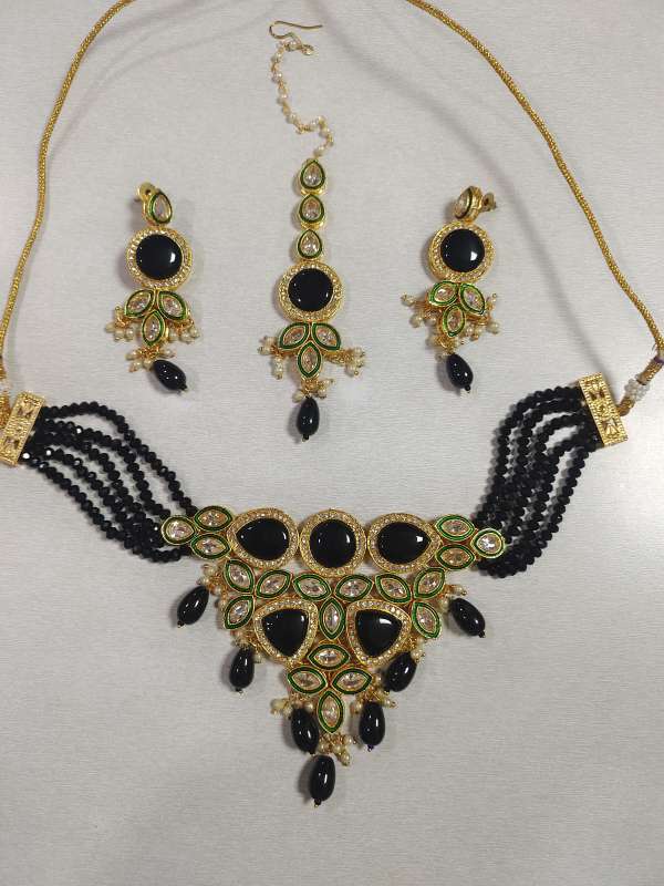 urja mahila bachat gat Black diamond jewellery set scaled